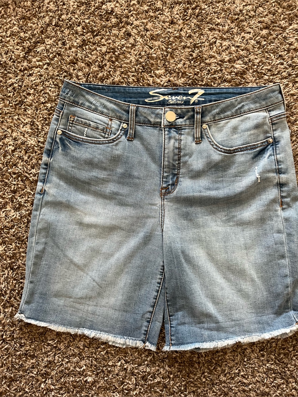 Silver Jeans Light Blue Frayed Hem